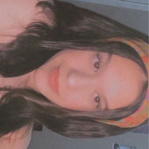 Meet your Posher, Demi